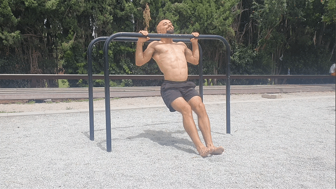Ganar músculo calistenia en casa sin gimnasio hipertrofia masa muscular peso corporal fuerza funcional